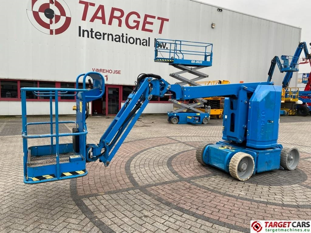 Genie Z-30/20N RJ Articulated Electric Boom Lift 1110cm - Articulated boom: picture 1 Genie Z-30/20N RJ Articulated Electric Boom Lift 1110cm - Articulated boom: picture 1