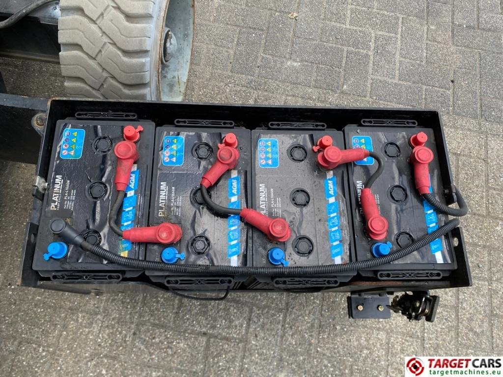 Articulated boom Genie Z-33/18 Electric Articulated Boom Work Lift 1200cm: picture 14