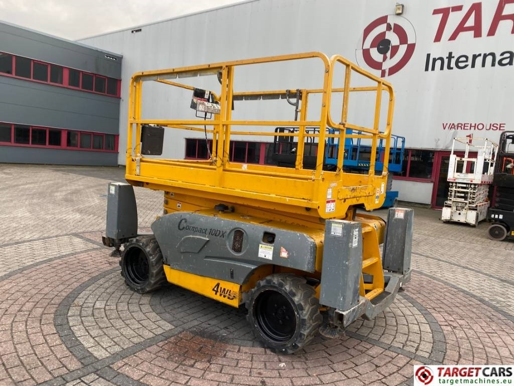 Haulotte Compact 10DX Diesel 4x4 Scissor Work Lift 1015cm - Scissor lift: picture 4 Haulotte Compact 10DX Diesel 4x4 Scissor Work Lift 1015cm - Scissor lift: picture 4