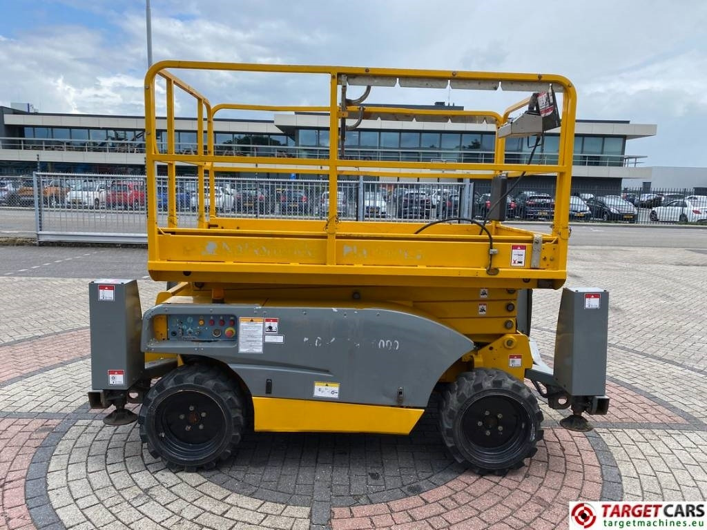 Scissor lift Haulotte Compact 10DX Diesel 4x4 Scissor Work Lift 1015cm: picture 31