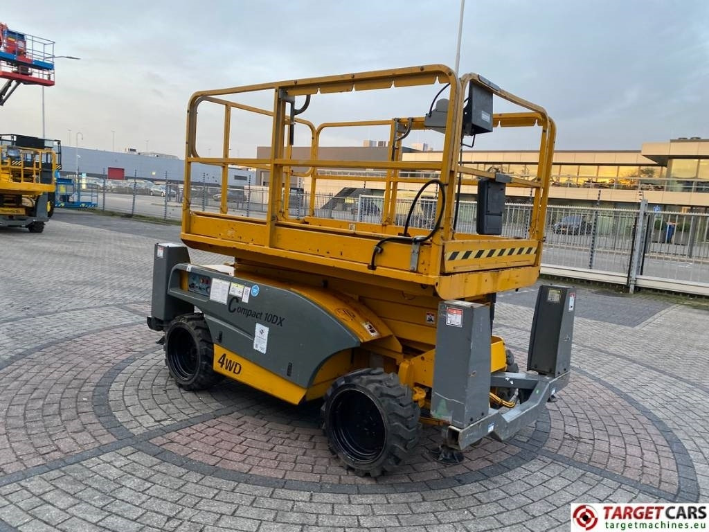 Haulotte Compact 10DX Diesel 4x4 Scissor Work Lift 1015cm - Scissor lift: picture 2 Haulotte Compact 10DX Diesel 4x4 Scissor Work Lift 1015cm - Scissor lift: picture 2