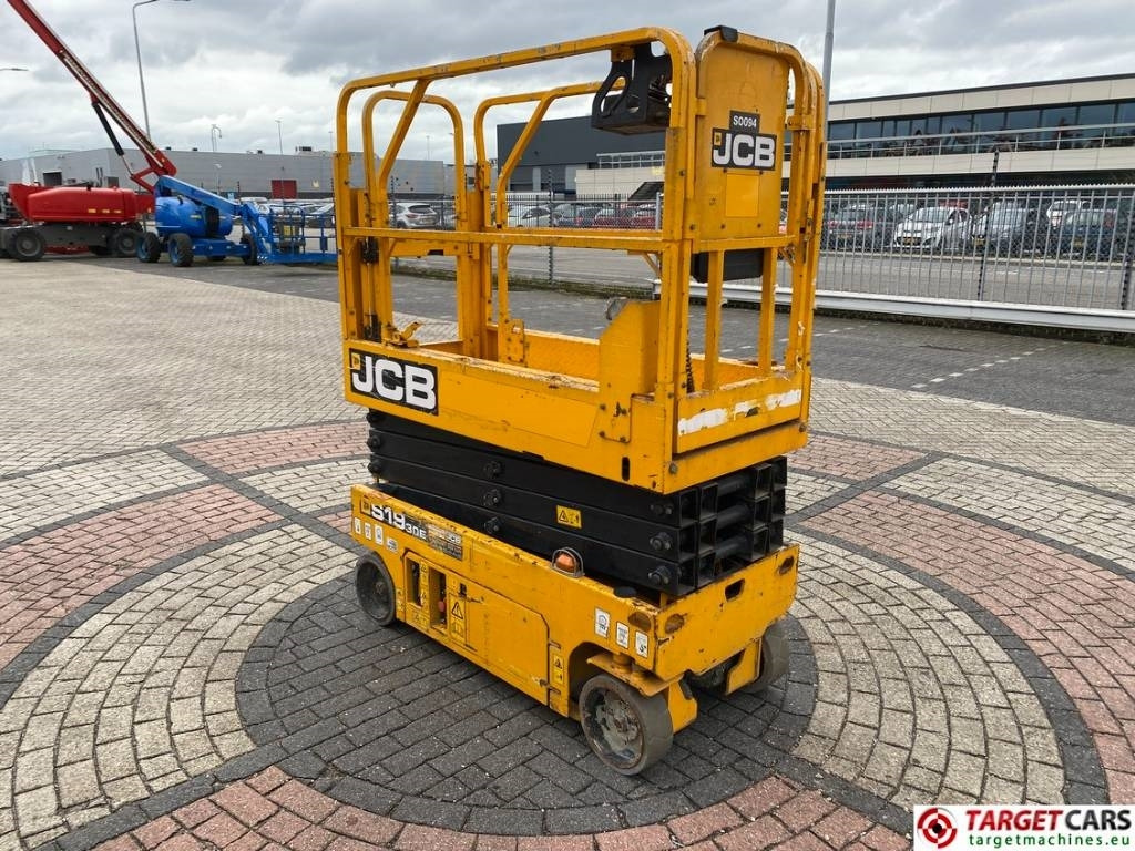 JCB S1930E Electric Scissor Work Lift 780cm - Scissor lift: picture 2 JCB S1930E Electric Scissor Work Lift 780cm - Scissor lift: picture 2