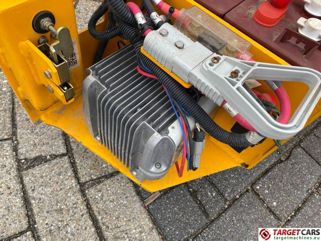 Scissor lift JCB S1930E Electric Scissor Work Lift 780cm: picture 16