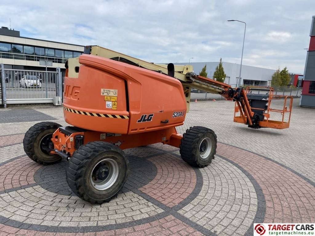 JLG 520AJ Articulated 4x4 Diesel Boom Work Lift 1800cm  - Articulated boom: picture 3 JLG 520AJ Articulated 4x4 Diesel Boom Work Lift 1800cm  - Articulated boom: picture 3