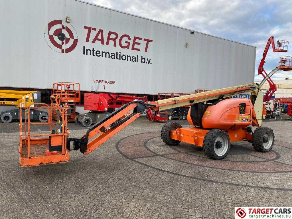 JLG 600AJ Articulated 4x4 Diesel Boom Work Lift 2047cm - Articulated boom: picture 1 JLG 600AJ Articulated 4x4 Diesel Boom Work Lift 2047cm - Articulated boom: picture 1