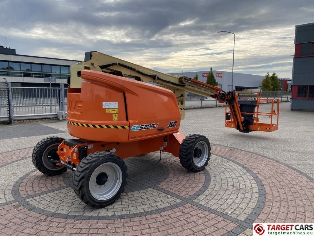 JLG EC520AJ Electric Articulated Boom Work Lift 1800cm - Articulated boom: picture 3 JLG EC520AJ Electric Articulated Boom Work Lift 1800cm - Articulated boom: picture 3