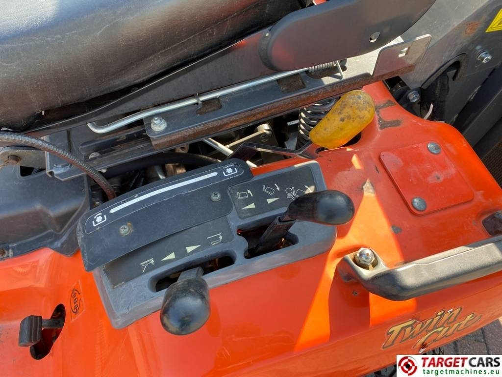 Garden mower Kubota G23/LD Mower 4WD G23 Diesel 122cm: picture 31