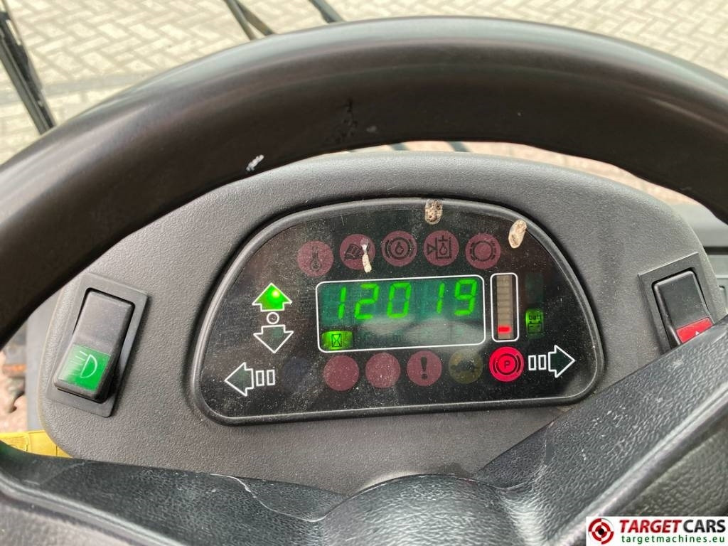 Linde P250 Tow Tug Truck Tractor Electric 80V Max 25T leasing Linde P250 Tow Tug Truck Tractor Electric 80V Max 25T: picture 10 Linde P250 Tow Tug Truck Tractor Electric 80V Max 25T leasing Linde P250 Tow Tug Truck Tractor Electric 80V Max 25T: picture 10