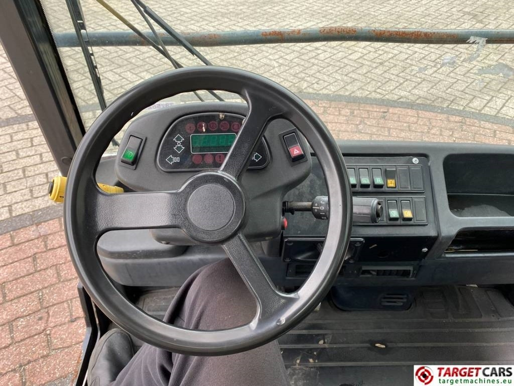 Linde P250 Tow Tug Truck Tractor Electric 80V Max 25T leasing Linde P250 Tow Tug Truck Tractor Electric 80V Max 25T: picture 9 Linde P250 Tow Tug Truck Tractor Electric 80V Max 25T leasing Linde P250 Tow Tug Truck Tractor Electric 80V Max 25T: picture 9