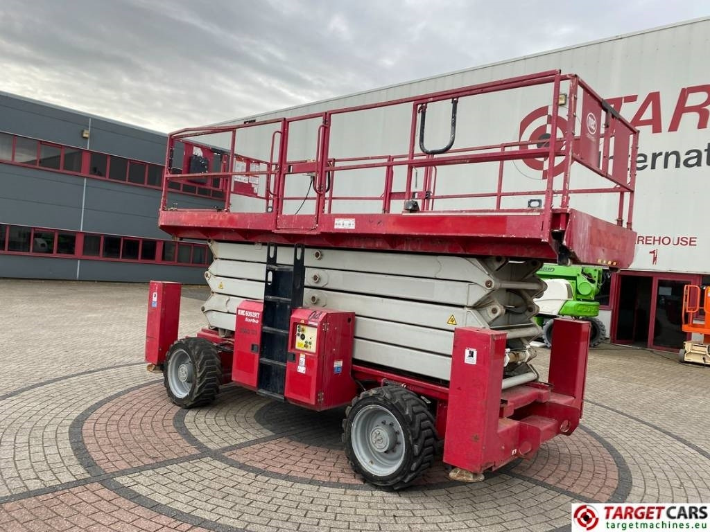 MEC 6092RT Diesel 4x4 Scissor Work Lift 2020cm - Scissor lift: picture 4 MEC 6092RT Diesel 4x4 Scissor Work Lift 2020cm - Scissor lift: picture 4