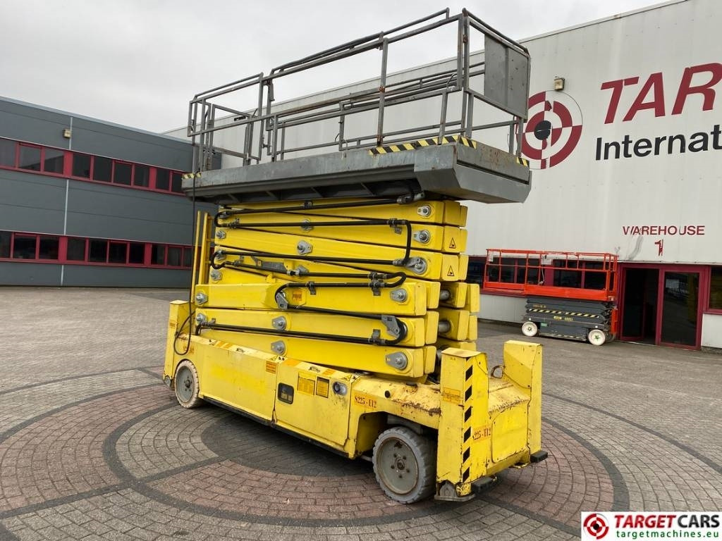 PB Lifttechnik S225-12ES Electric Scissor Work Lift 2250cm - Scissor lift: picture 4 PB Lifttechnik S225-12ES Electric Scissor Work Lift 2250cm - Scissor lift: picture 4