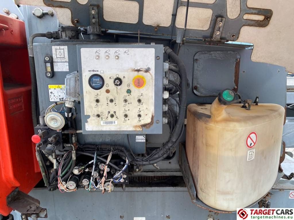 Articulated boom SkyJack SJ63AJ Articulated 4x4 Diesel Boom WorkLIft 2136cm: picture 12