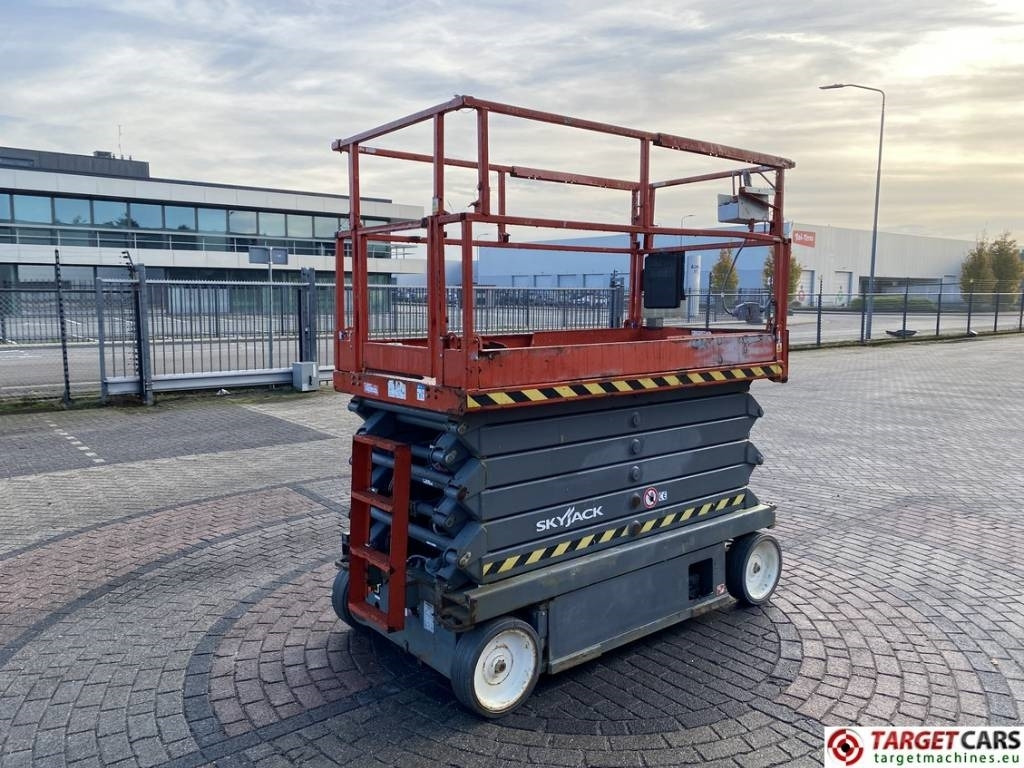 SkyJack SJIII-4740 Electric Scissor 4740 Work Lift 1380cm - Scissor lift: picture 3 SkyJack SJIII-4740 Electric Scissor 4740 Work Lift 1380cm - Scissor lift: picture 3