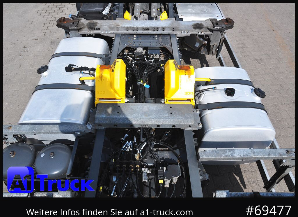 DAF XF 480 Intarder, Multiwechsler 2x AHK - Container transporter/ Swap body truck: picture 3 DAF XF 480 Intarder, Multiwechsler 2x AHK - Container transporter/ Swap body truck: picture 3