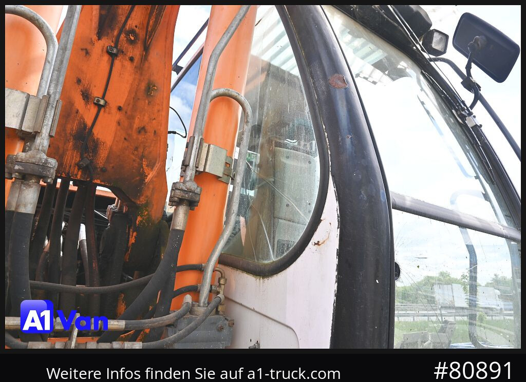 LIEBHERR 924 Compact, Kettenbagger - Crawler excavator: picture 3 LIEBHERR 924 Compact, Kettenbagger - Crawler excavator: picture 3