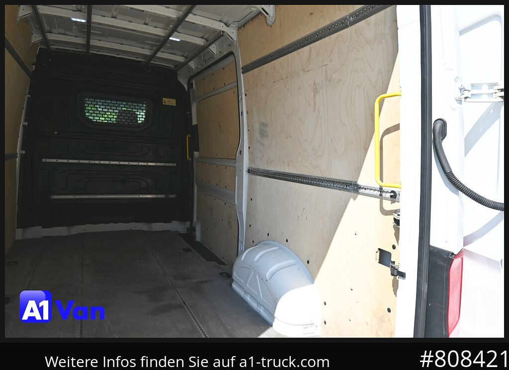 VOLKSWAGEN Crafter 35 L2H2, Klima, Automatik, AHK - Panel van: picture 3 VOLKSWAGEN Crafter 35 L2H2, Klima, Automatik, AHK - Panel van: picture 3