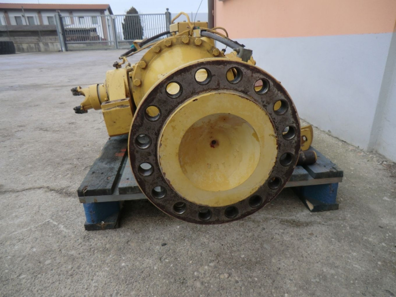 Caterpillar 928G - Rear axle for Construction machinery: picture 3 Caterpillar 928G - Rear axle for Construction machinery: picture 3
