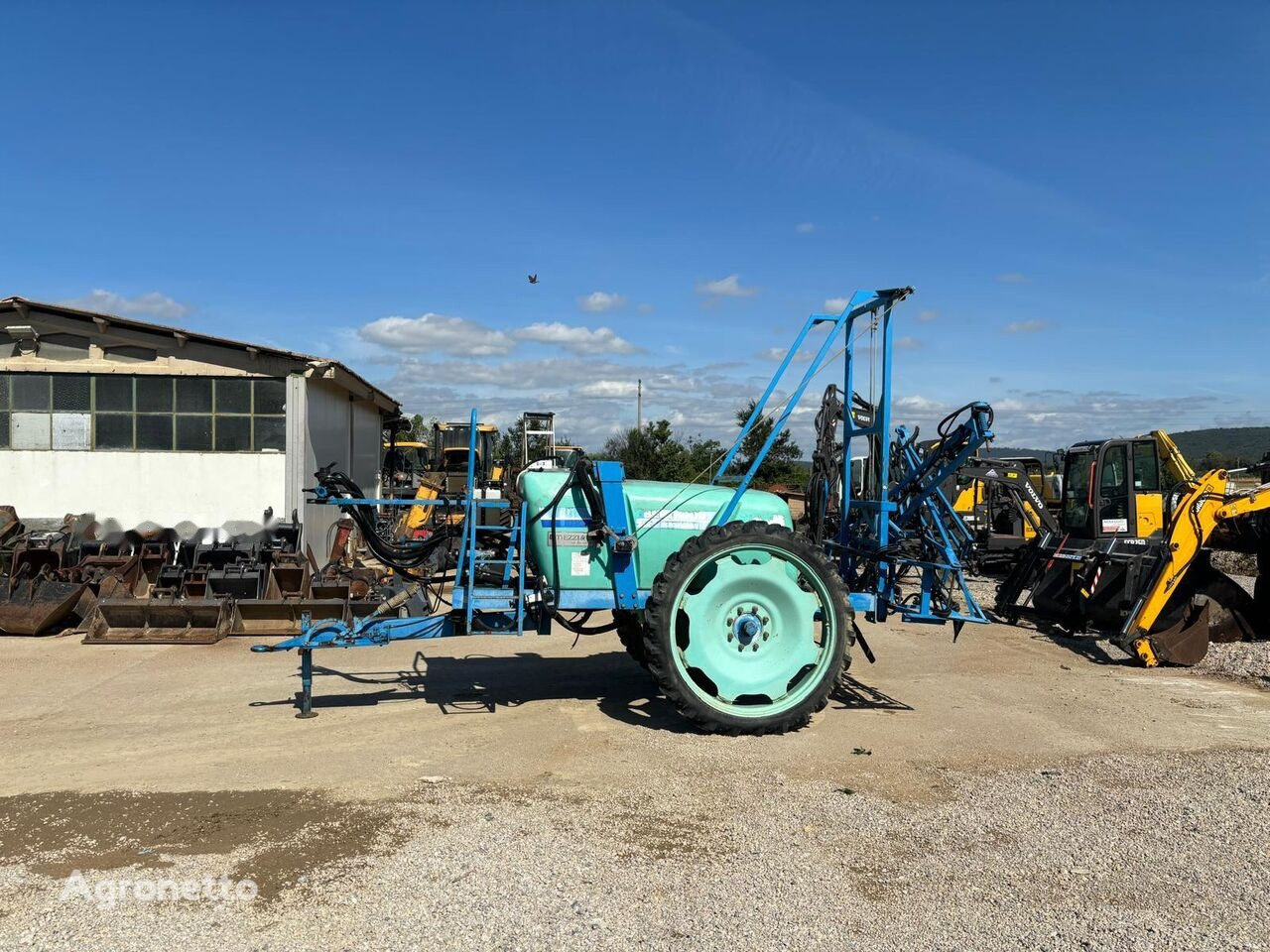 Berthoud ALBA AUTO 15 G 130 - Trailed sprayer: picture 3 Berthoud ALBA AUTO 15 G 130 - Trailed sprayer: picture 3