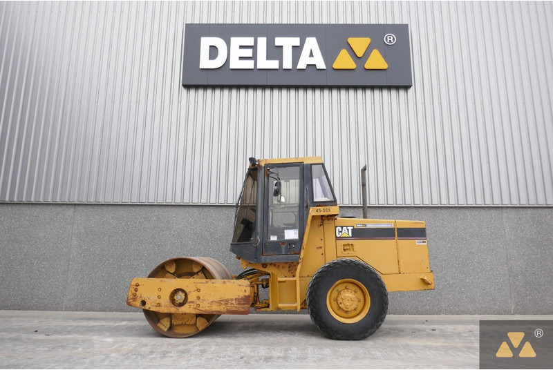 Roller Caterpillar CS433C: picture 1