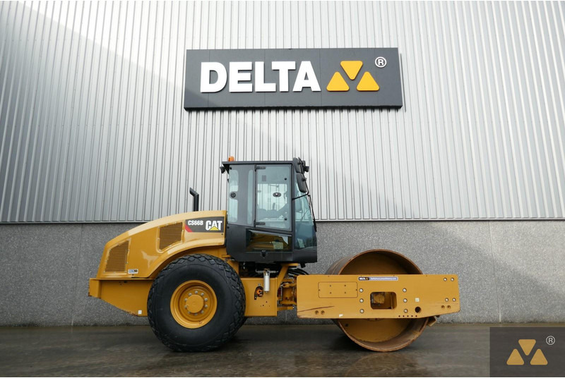 Caterpillar CS66B - Roller: picture 2 Caterpillar CS66B - Roller: picture 2