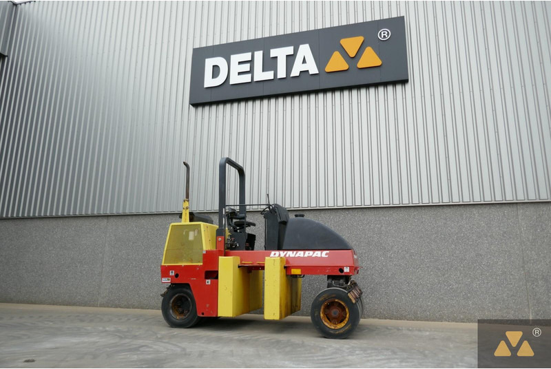 Dynapac CP142 - Pneumatic roller: picture 3 Dynapac CP142 - Pneumatic roller: picture 3
