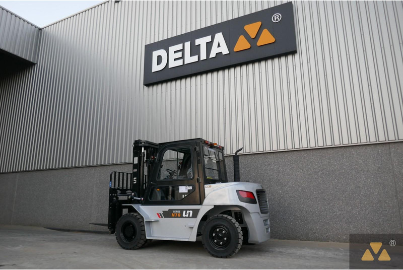 Un FD70T-NJB3 - Diesel forklift: picture 5 Un FD70T-NJB3 - Diesel forklift: picture 5