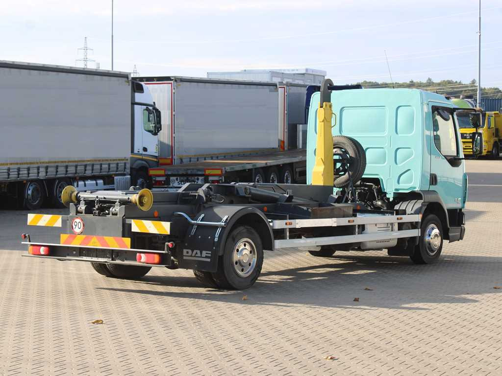 DAF LF 180 FA, EURO 6, HOOK LOADER CONTAINER - Hook lift truck: picture 4 DAF LF 180 FA, EURO 6, HOOK LOADER CONTAINER - Hook lift truck: picture 4
