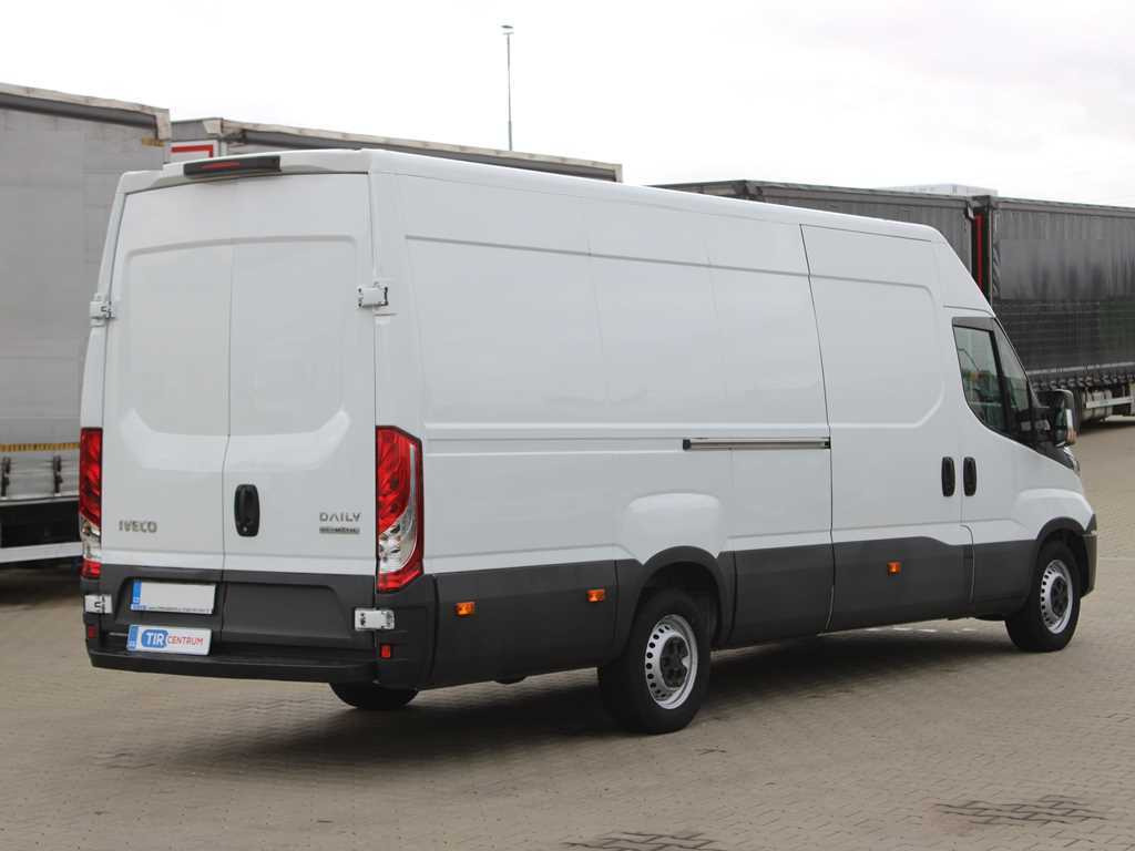 Iveco Daily 35S16 - Panel van: picture 4 Iveco Daily 35S16 - Panel van: picture 4