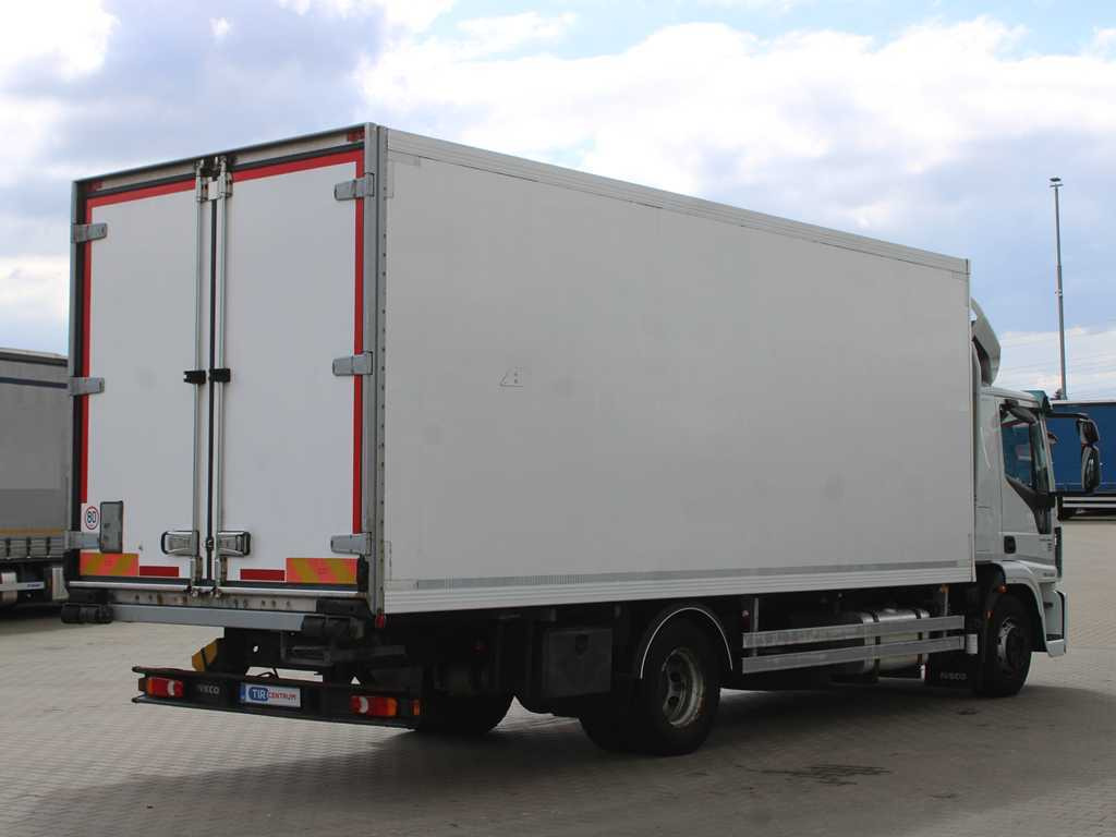 Iveco EUROCARGO 120E, EURO 6, INDEPENDENT AIR CONDITIONING, CARRIER SUPRA 450 - Refrigerator truck: picture 4 Iveco EUROCARGO 120E, EURO 6, INDEPENDENT AIR CONDITIONING, CARRIER SUPRA 450 - Refrigerator truck: picture 4
