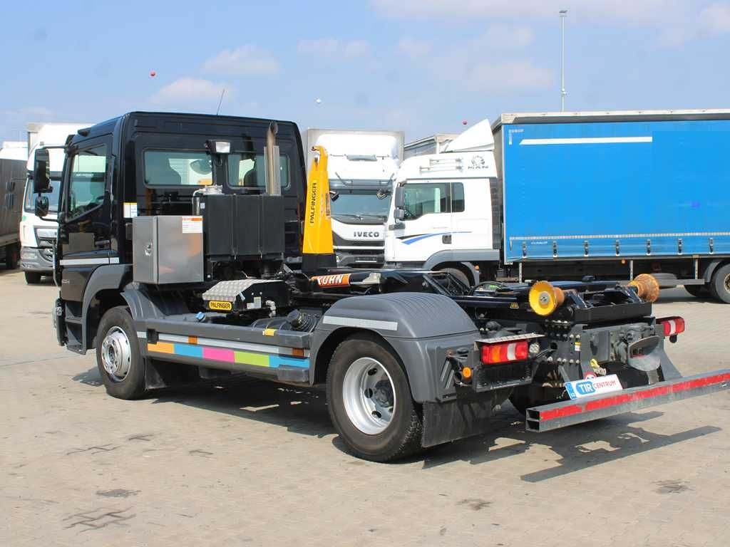 Mercedes-Benz ATEGO 1224, EURO 6, HOOK CONTAINER - Hook lift truck: picture 4 Mercedes-Benz ATEGO 1224, EURO 6, HOOK CONTAINER - Hook lift truck: picture 4