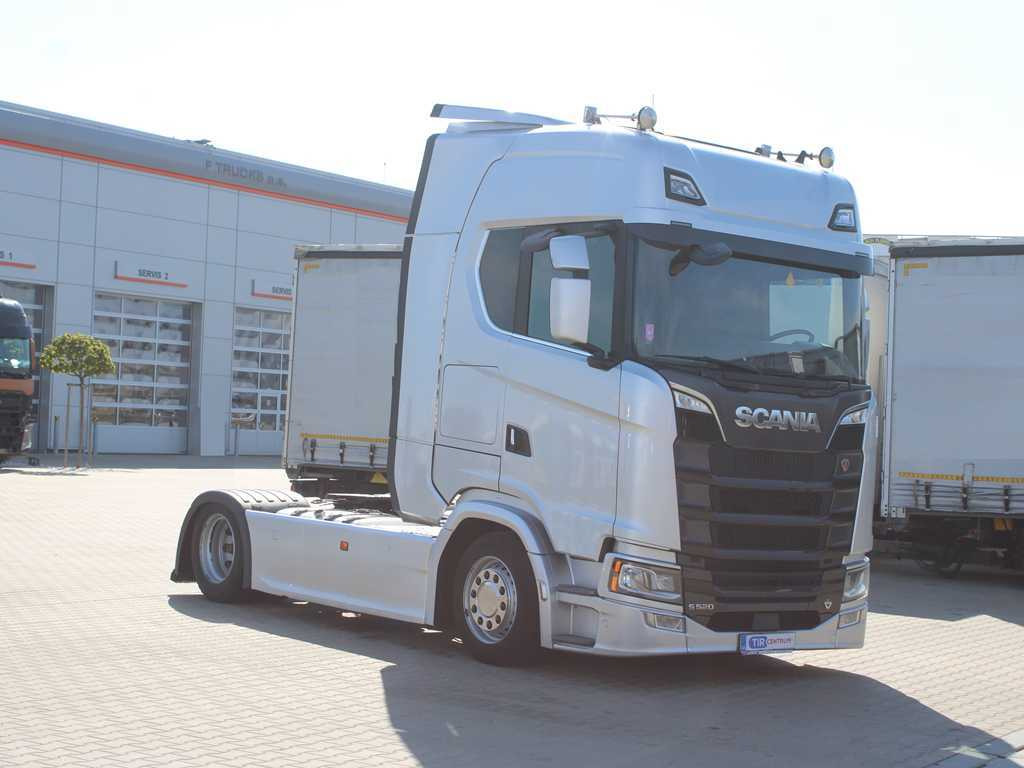 Scania S520, LOWDECK, RETARDER, NAVIGATION - Tractor unit: picture 3 Scania S520, LOWDECK, RETARDER, NAVIGATION - Tractor unit: picture 3