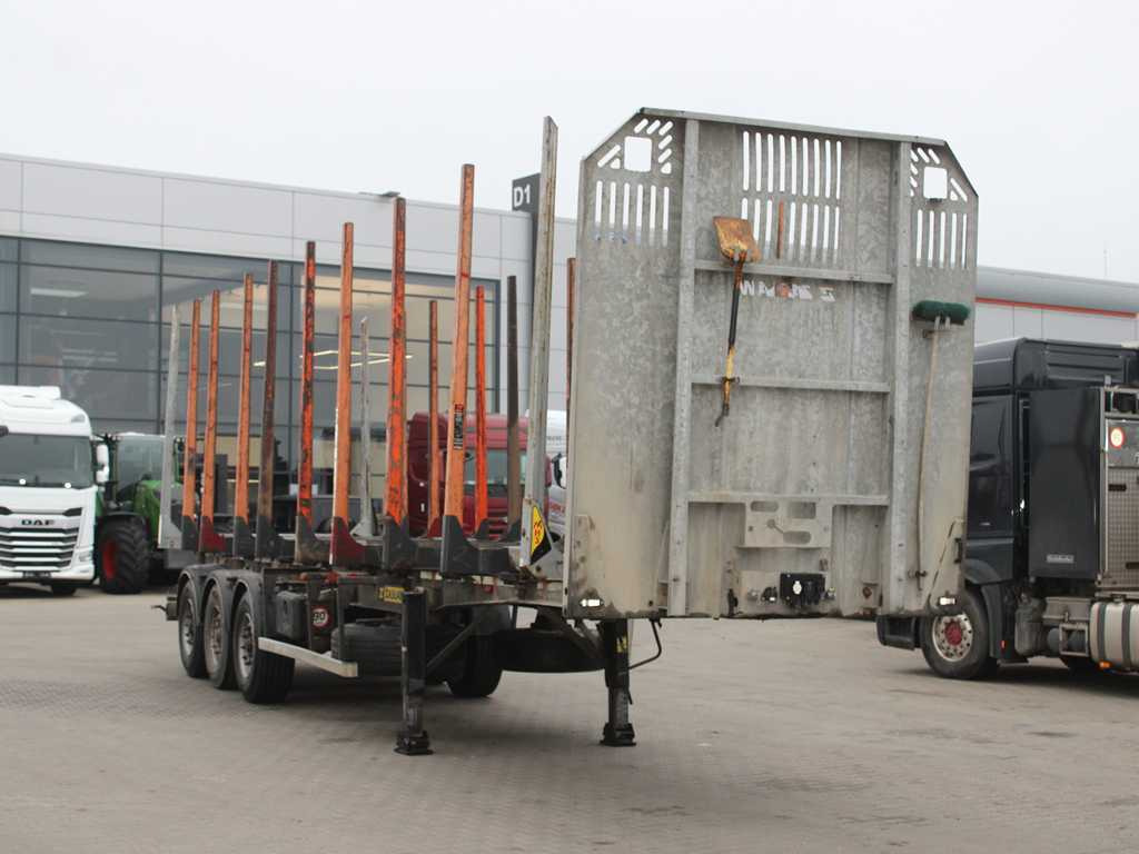 ZASŁAW D-651A, 2x LIFT AXLE, TYRES 80% - Timber semi-trailer: picture 3 ZASŁAW D-651A, 2x LIFT AXLE, TYRES 80% - Timber semi-trailer: picture 3
