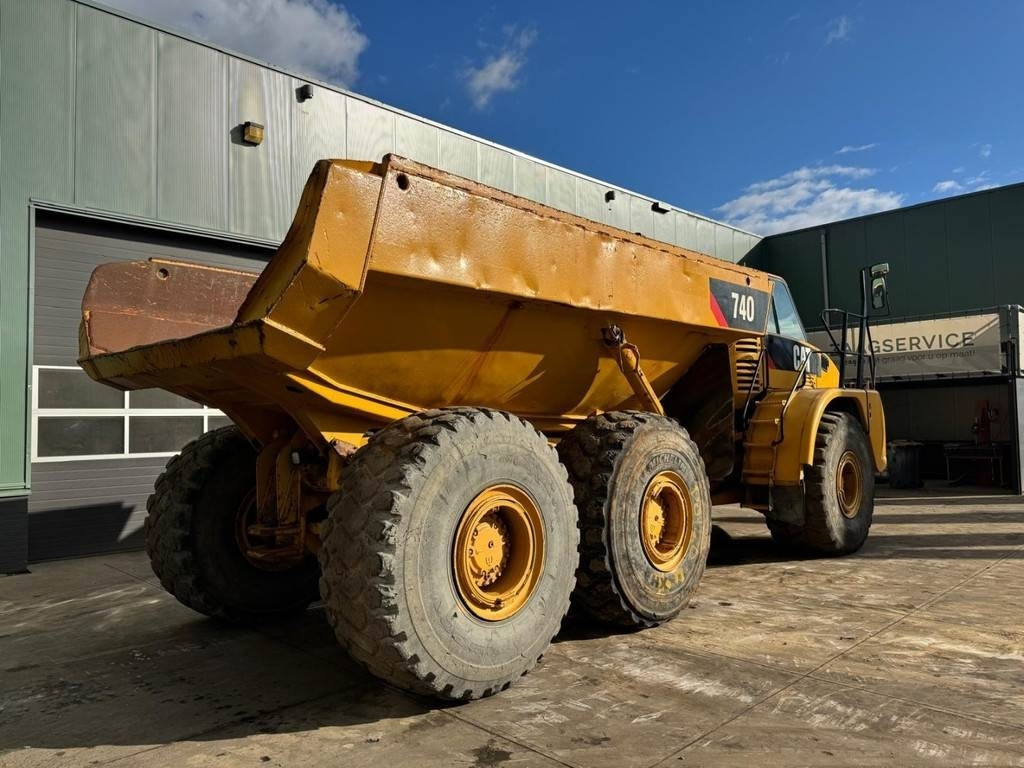 CAT 740 - Articulated dumper: picture 3 CAT 740 - Articulated dumper: picture 3