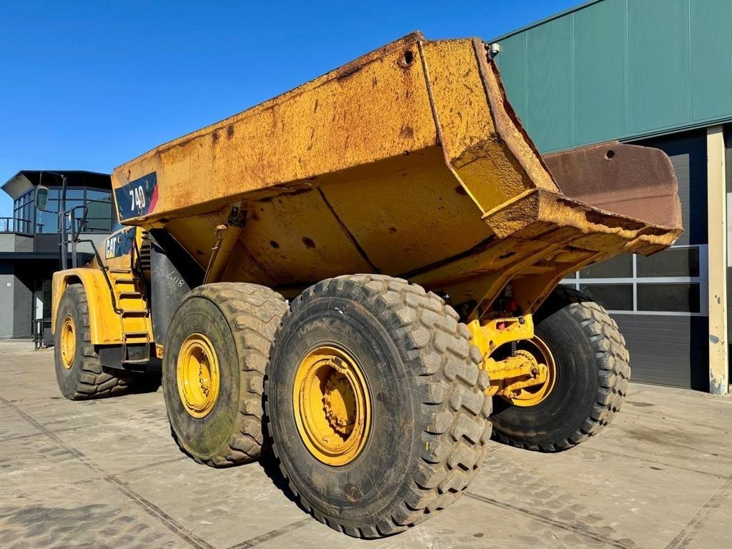 CAT 740 - Articulated dumper: picture 5 CAT 740 - Articulated dumper: picture 5