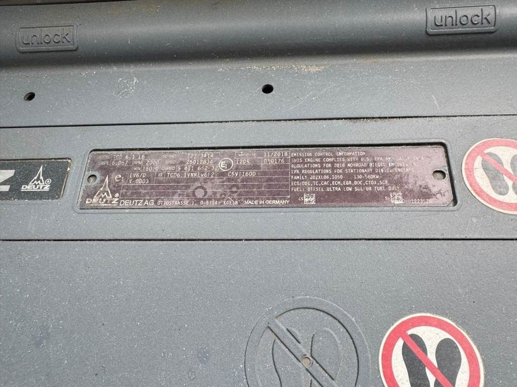 Waste/ Industry handler Fuchs MHL 350 F - with generator: picture 15