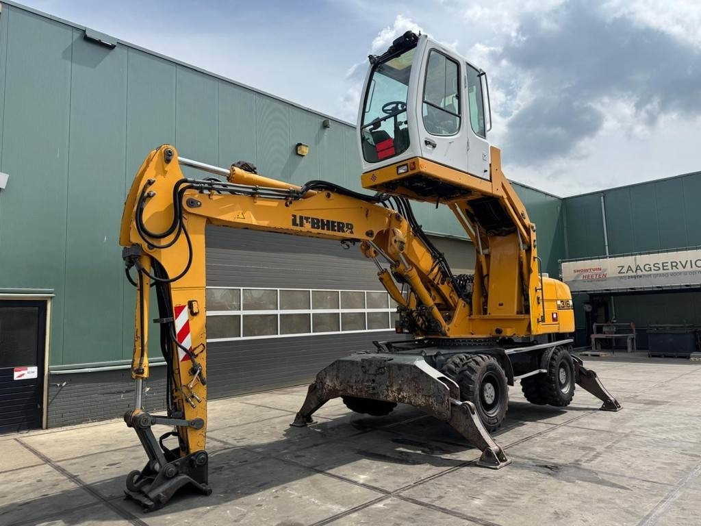 Liebherr A 316 - Waste/ Industry handler: picture 2 Liebherr A 316 - Waste/ Industry handler: picture 2