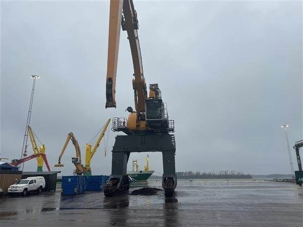 Liebherr LH 120 CG - Waste/ Industry handler: picture 4 Liebherr LH 120 CG - Waste/ Industry handler: picture 4