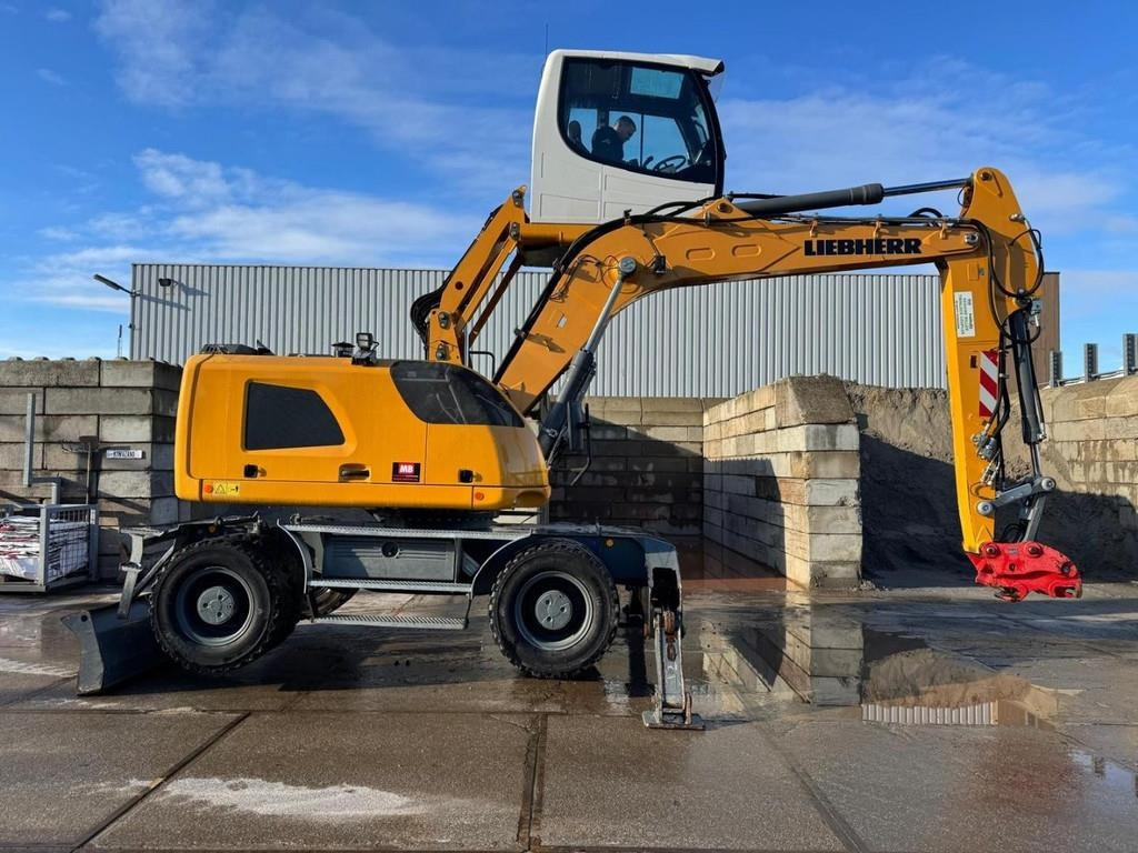 Liebherr LH 18 M - Waste/ Industry handler: picture 5 Liebherr LH 18 M - Waste/ Industry handler: picture 5