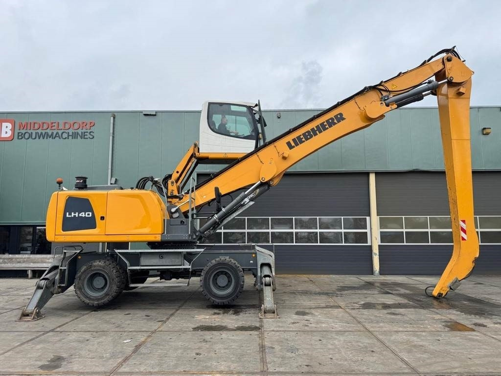 Liebherr LH 40 M  - Waste/ Industry handler: picture 5 Liebherr LH 40 M  - Waste/ Industry handler: picture 5