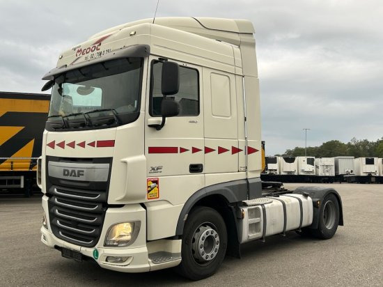 DAF XF 106.460 SC, Automatik, Retarder - Tractor unit: picture 1 DAF XF 106.460 SC, Automatik, Retarder - Tractor unit: picture 1