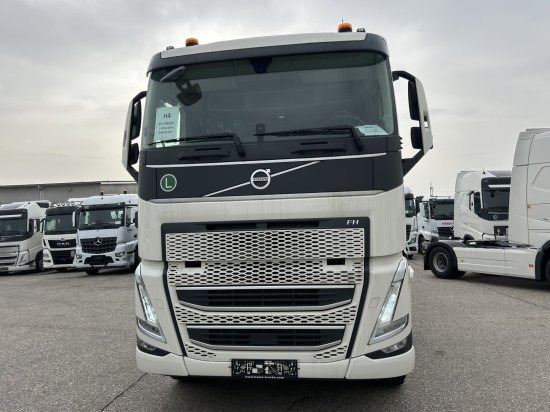 Volvo FH 500 6X2 Euro6, Retarder, Pritsche, Palfinger PK22002-EH - Dropside/ Flatbed truck, Crane truck: picture 2 Volvo FH 500 6X2 Euro6, Retarder, Pritsche, Palfinger PK22002-EH - Dropside/ Flatbed truck, Crane truck: picture 2