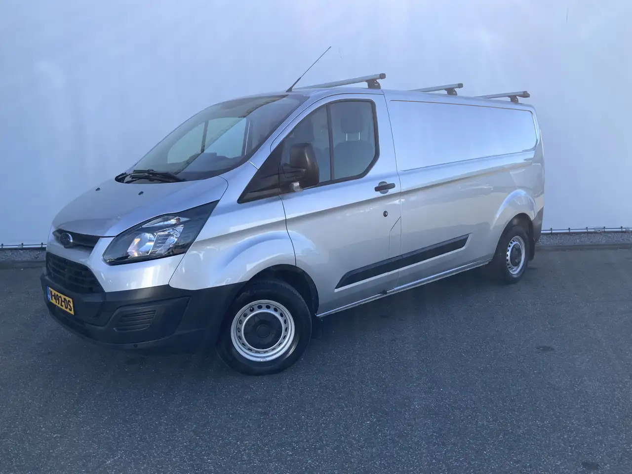Ford Transit Custom 290 2.2 TDCI L2H1 Economy Edition Airco 3 Zits Tre - Panel van: picture 1 Ford Transit Custom 290 2.2 TDCI L2H1 Economy Edition Airco 3 Zits Tre - Panel van: picture 1