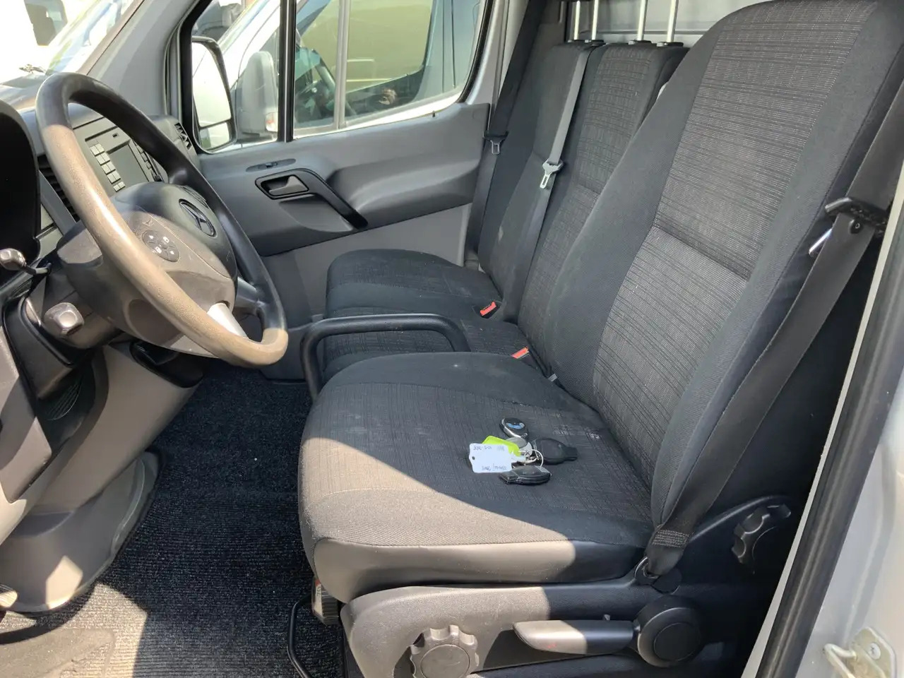 Mercedes-Benz Sprinter 313 2.2 CDI 366 HDAirco Alu Velg Side Bar Trekhaak - Panel van: picture 4 Mercedes-Benz Sprinter 313 2.2 CDI 366 HDAirco Alu Velg Side Bar Trekhaak - Panel van: picture 4