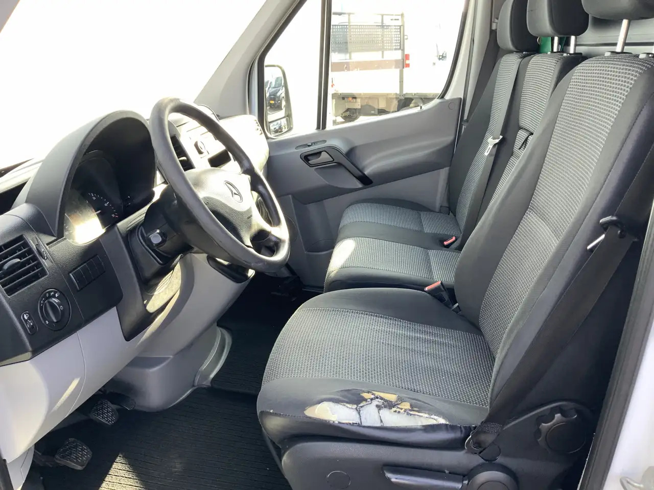 Mercedes-Benz Sprinter 313 2.2 CDI L2 H2 Airco Camera Dag & Nacht Koeling - Refrigerated delivery van: picture 4 Mercedes-Benz Sprinter 313 2.2 CDI L2 H2 Airco Camera Dag & Nacht Koeling - Refrigerated delivery van: picture 4
