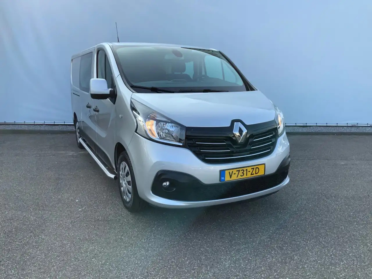 Renault Trafic 1.6 dCi T29 L2H1 Dub Cab Airco Camera Navi Trekhaa - Combi van: picture 3 Renault Trafic 1.6 dCi T29 L2H1 Dub Cab Airco Camera Navi Trekhaa - Combi van: picture 3