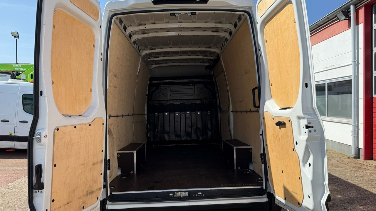 Iveco Daily 35S14 Transporter Kastenwagen L3H2 - Panel van: picture 5 Iveco Daily 35S14 Transporter Kastenwagen L3H2 - Panel van: picture 5