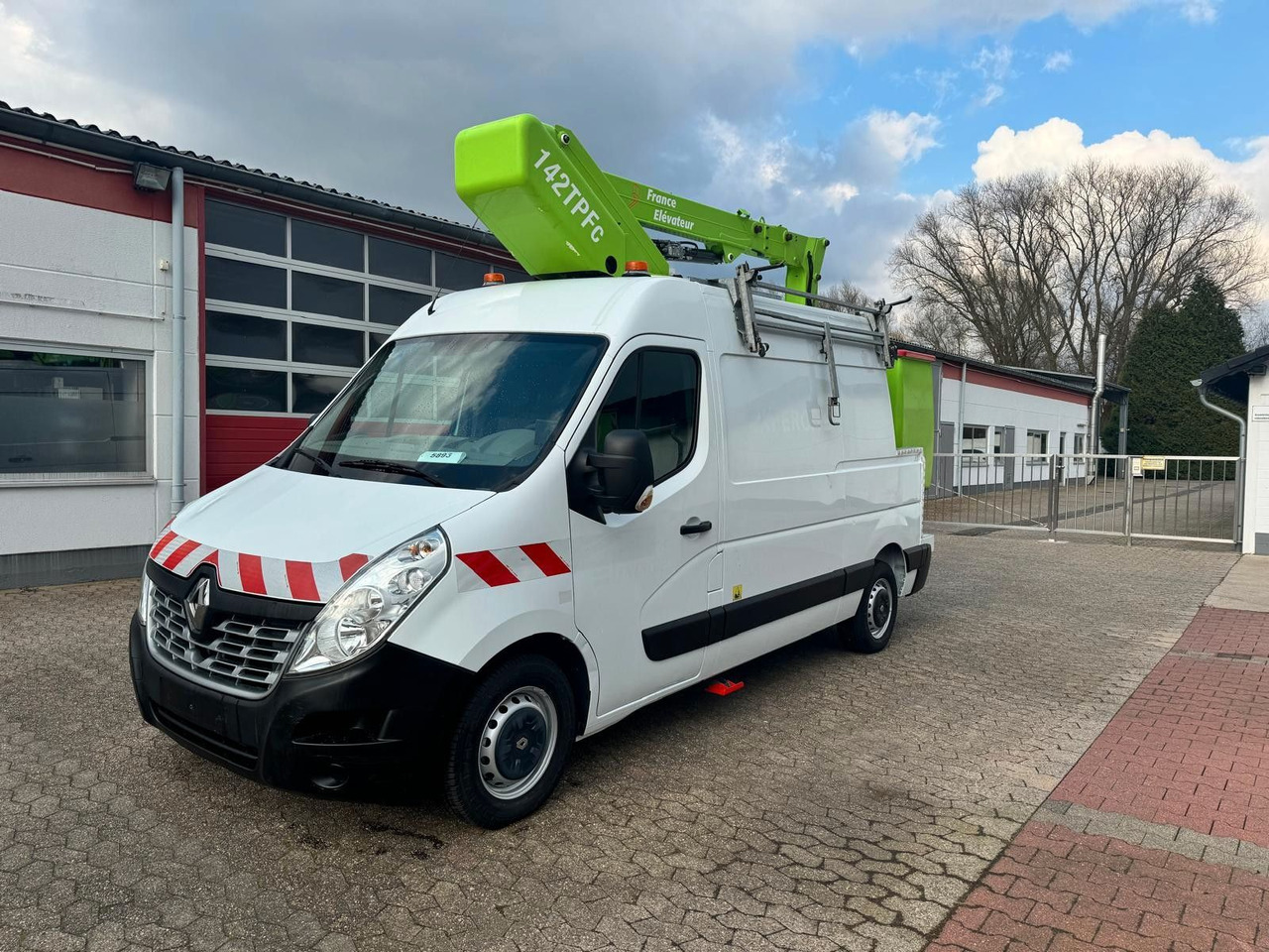 Renault Master Steiger France Elévateur 142 TPFc - Truck mounted aerial platform: picture 1 Renault Master Steiger France Elévateur 142 TPFc - Truck mounted aerial platform: picture 1