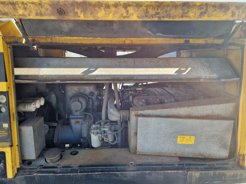 Air compressor Atlas-Copco XAS350DD VERY LOW HOURS: picture 8