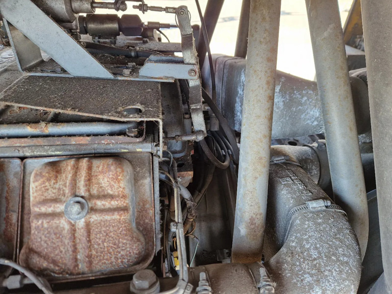 Air compressor Atlas-Copco XAS350DD VERY LOW HOURS: picture 12