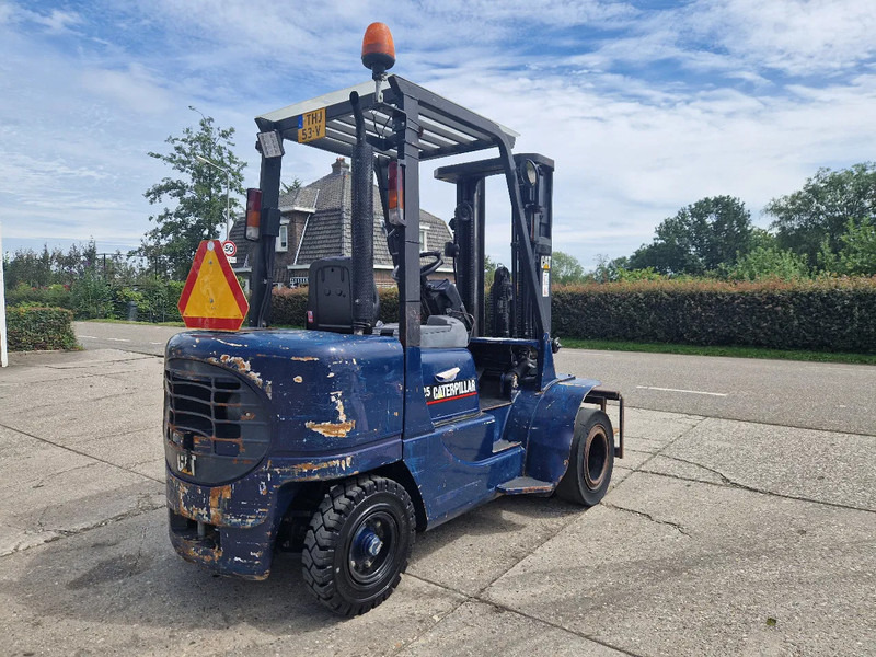 Caterpillar DP25K met breed vorkenbord - Diesel forklift: picture 4 Caterpillar DP25K met breed vorkenbord - Diesel forklift: picture 4